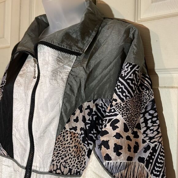 Vintage Ville Franche 1990s Colorblock Windbreaker Jacket Animal Print M - Picture 7 of 16